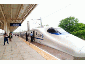  武汉至九江客运专线湖北段正式开通运营